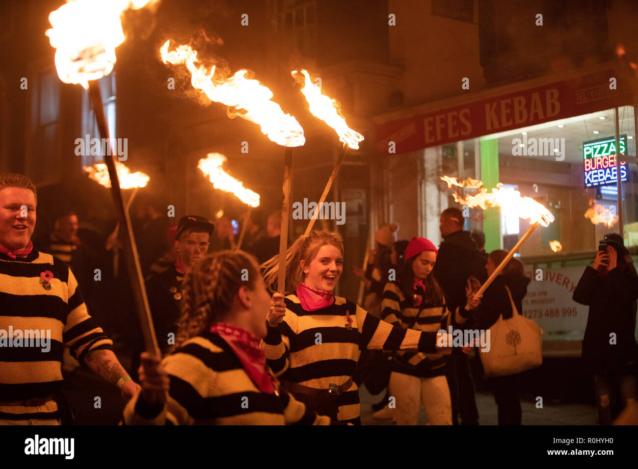 Lewes, Angleterre. 5 novembre 2018 Lewes Bonfire Night,est la plus grande 5 novembre célébrations dans le monde entier, l'Angleterre.© Jason Richardson / Alamy Live News Banque D'Images