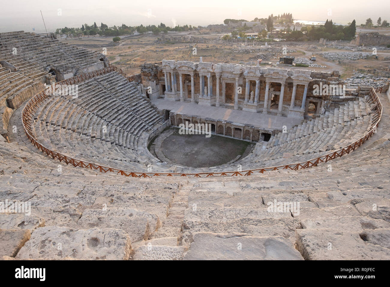 Ruines du théâtre romain à la ville antique d'Hiérapolis, Turquie Banque D'Images