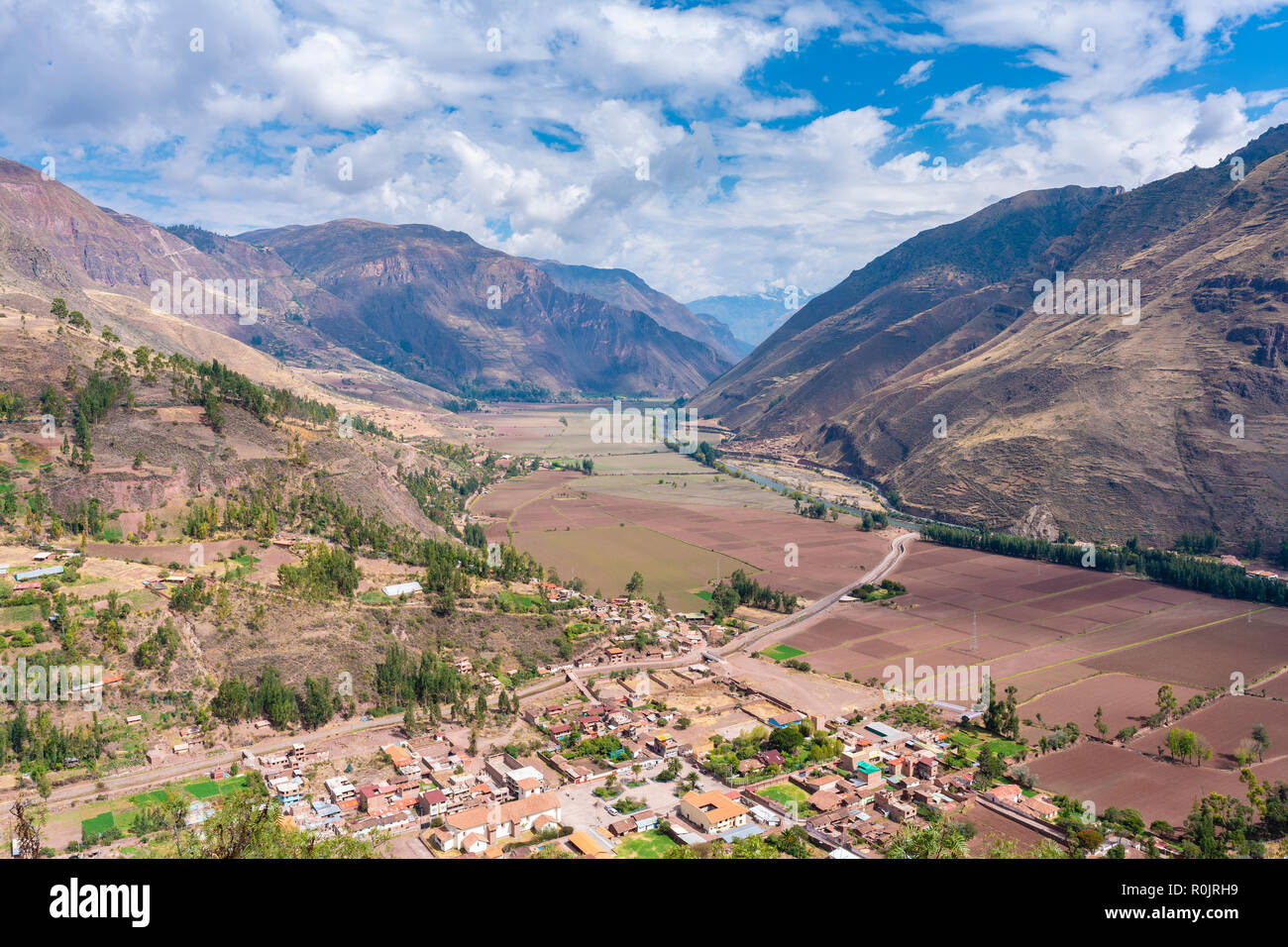 Vue sur la Vallée Sacrée au Pérou Banque D'Images