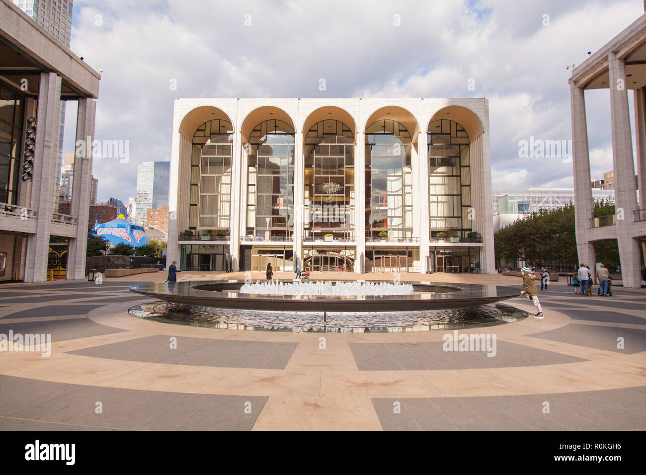 Le Lincoln Center Performing Arts Center, Broadway, New York, United States of America.USA Banque D'Images