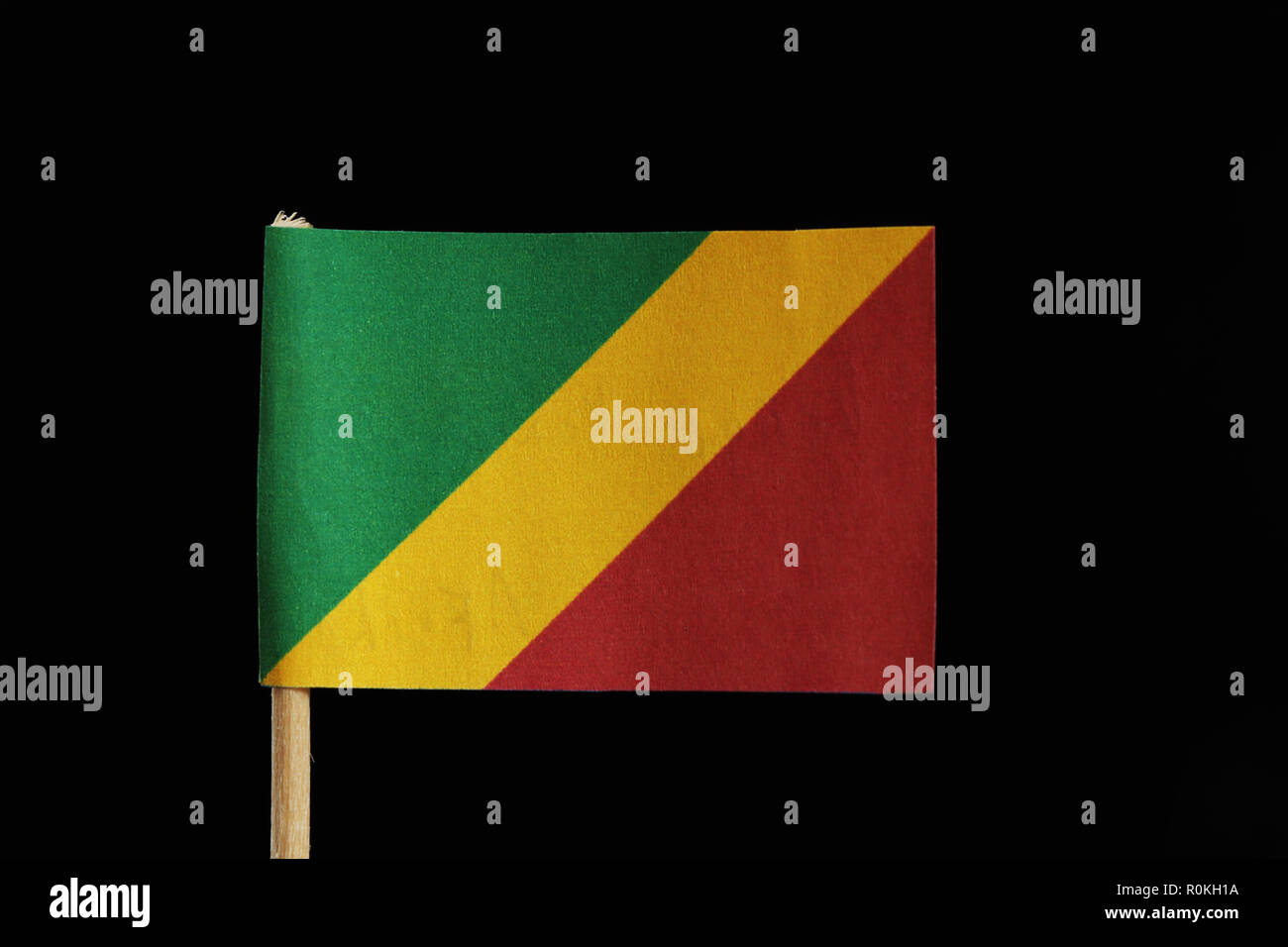 Code à Barres Définie La Couleur Du Drapeau Du Congo Diagonale De Vert Jaune Et Rouge Vecteurs Libres De Droits Et Plus Dimages Vectorielles De