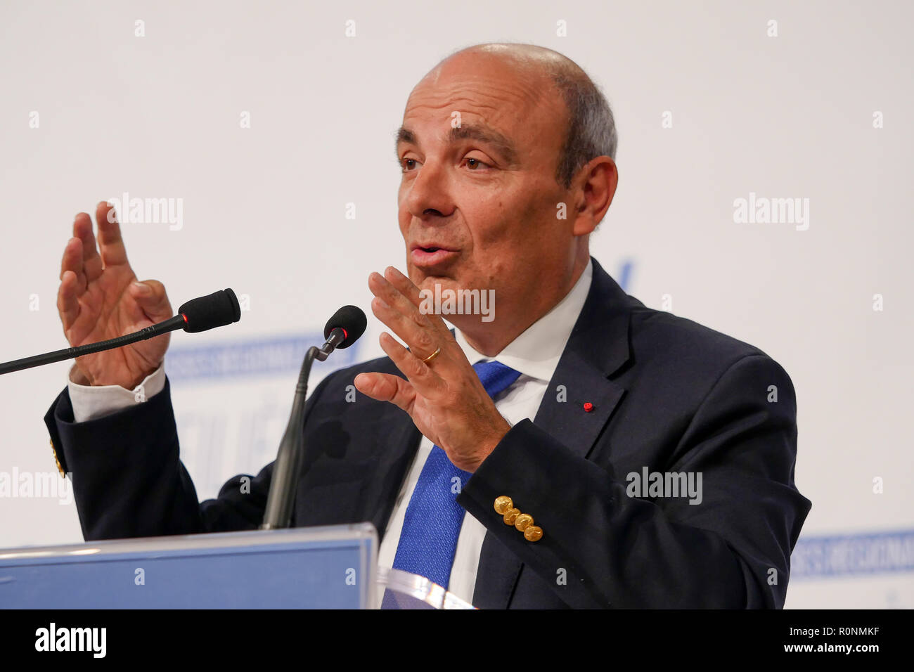 Eric Trappier, PDG de Dassault, parle de l'industrie lors de réunions régionales de l'industrie aéronautique et l'espace, Lyon, France Banque D'Images