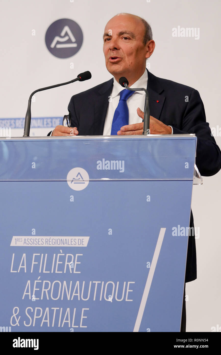 Eric Trappier, PDG de Dassault, parle de l'industrie lors de réunions régionales de l'industrie aéronautique et l'espace, Lyon, France Banque D'Images