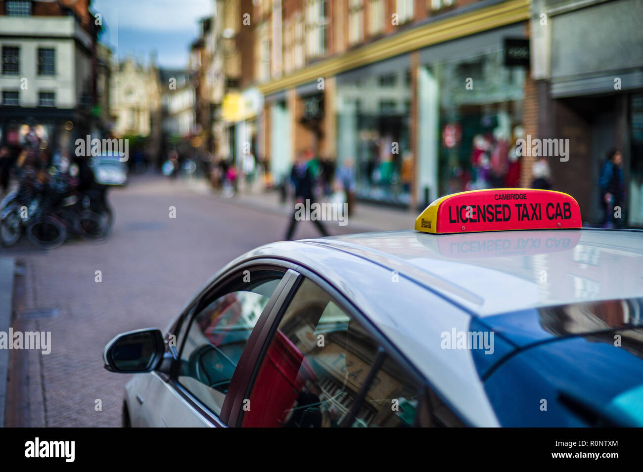 Cambridge Taxi autorisé dans le centre-ville de Cambridge Banque D'Images