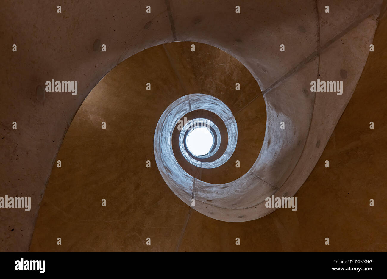 Intérieur de la Blavatnik School of Government, Université d'Oxford Banque D'Images