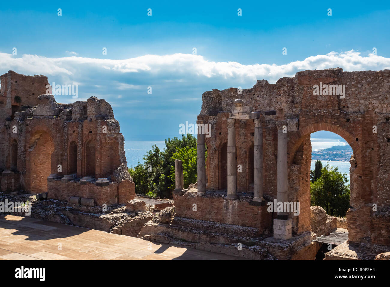 Taormina. Taormina a été main destination touristique en Sicile depuis le 19ème siècle. Taormina, Sicile, Italie. Banque D'Images