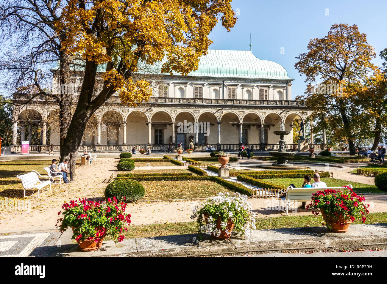 Automne Prague jardin royal Maison d'été de la reine Anne jardins du château de Prague Banque D'Images