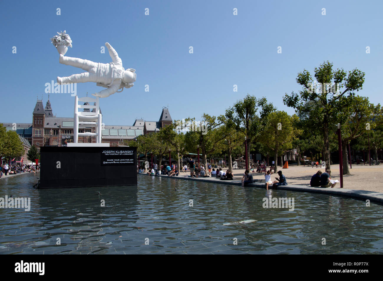 Œuvre de Joseph Klibansky à la place Museumplein à Amsterdam aux Pays-Bas 2018 Banque D'Images