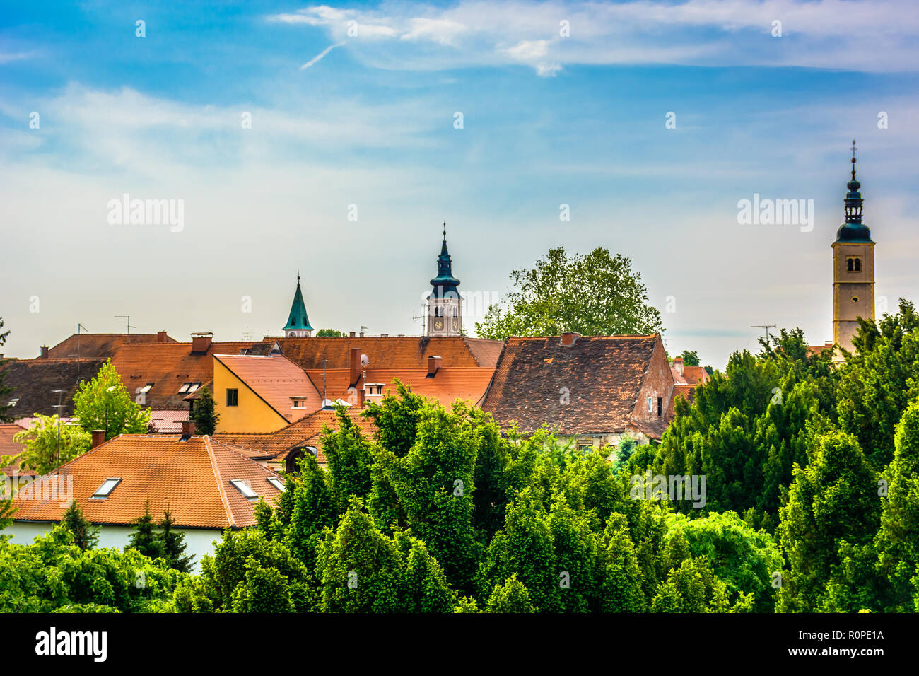 Vue panoramique à l'ancienne ville baroque à Varazdin, Croatie du Nord destinations de voyage. Banque D'Images