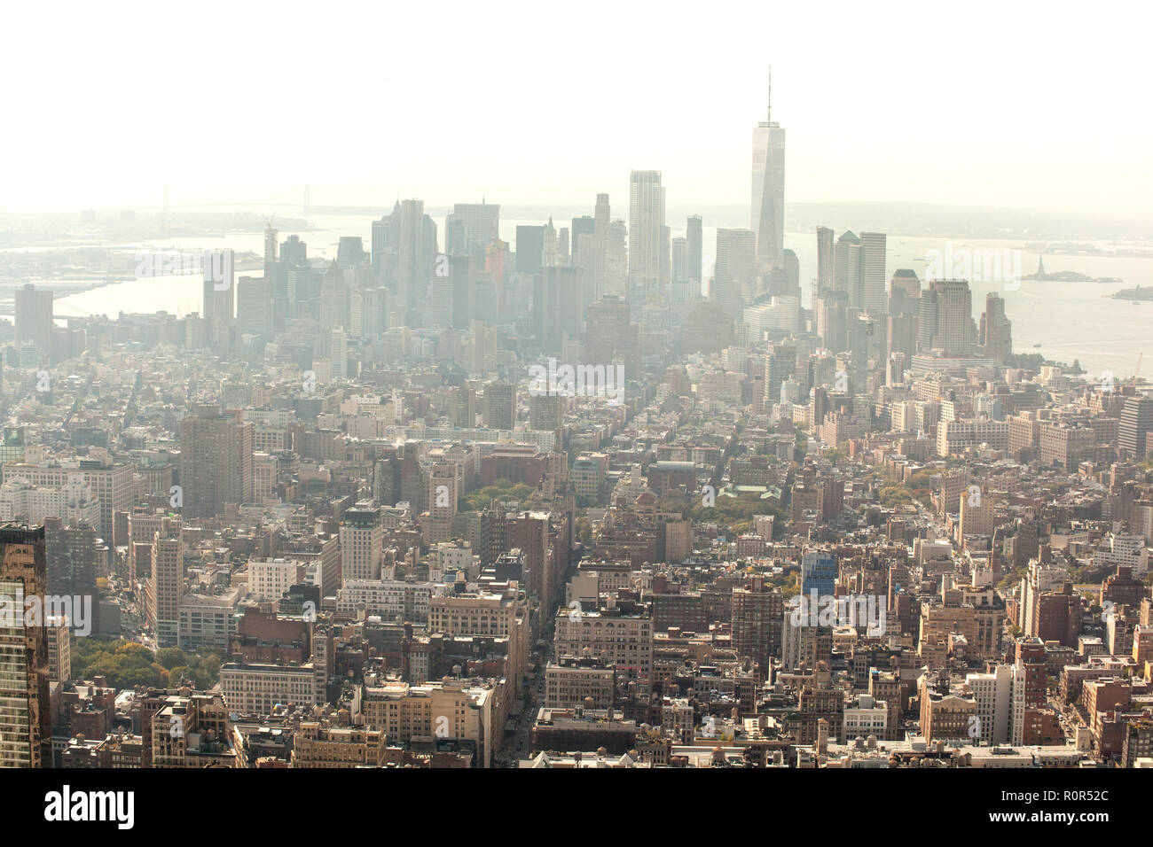 Vue du sud de l'Empire State Building sur Lower Manhattan, New York City, États-Unis d'Amérique. Nous, les Etats-Unis, Banque D'Images