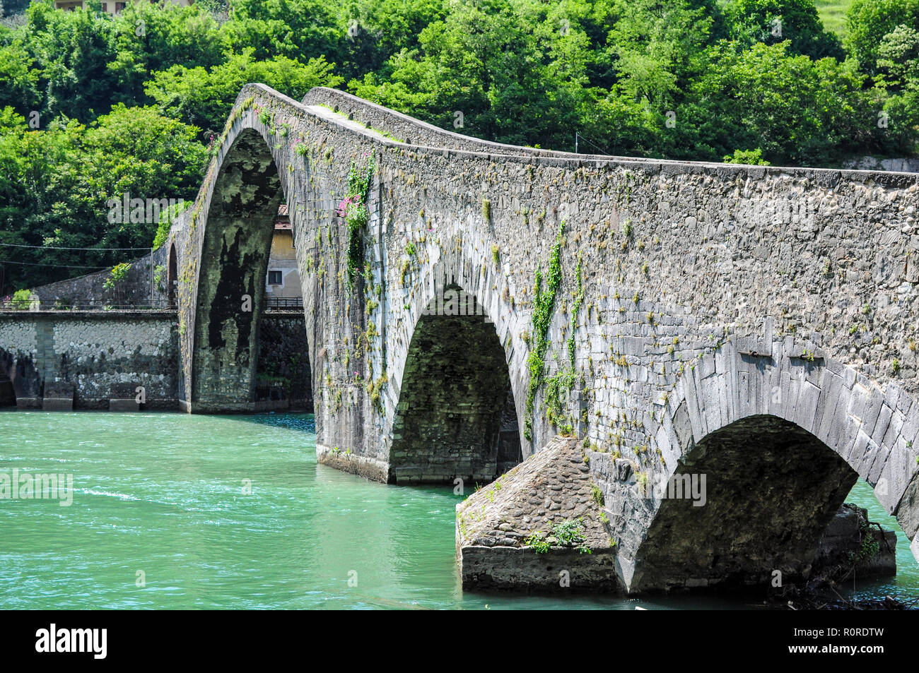 Le pont à Borgo a Mozzano, appelé 'le Pont du Diable' ou 'Maddalena Bridge' Banque D'Images