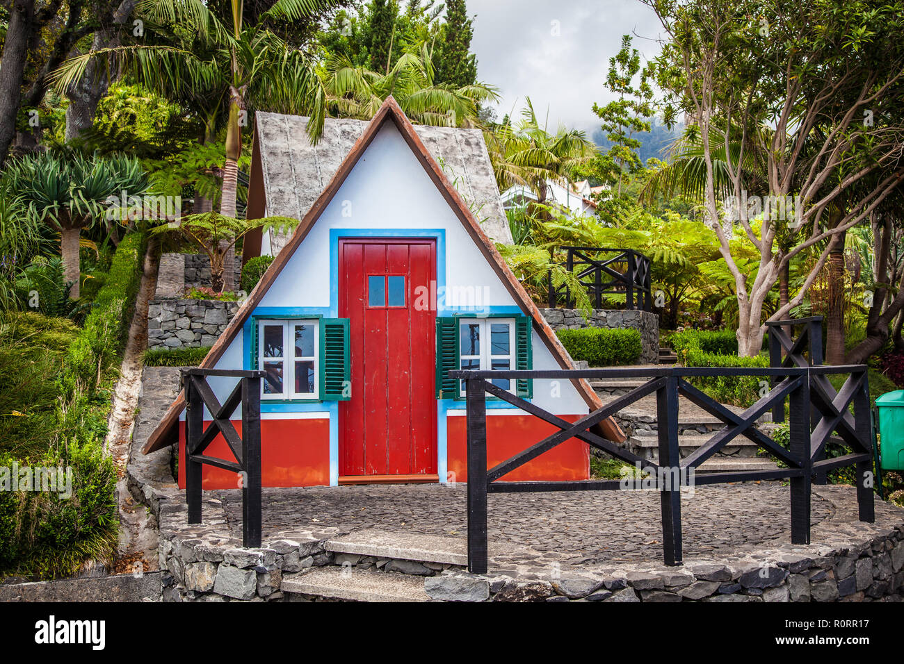 L'île de Madère - Jardins tropicaux de Monte Palace - Maison Traditionnelle Banque D'Images