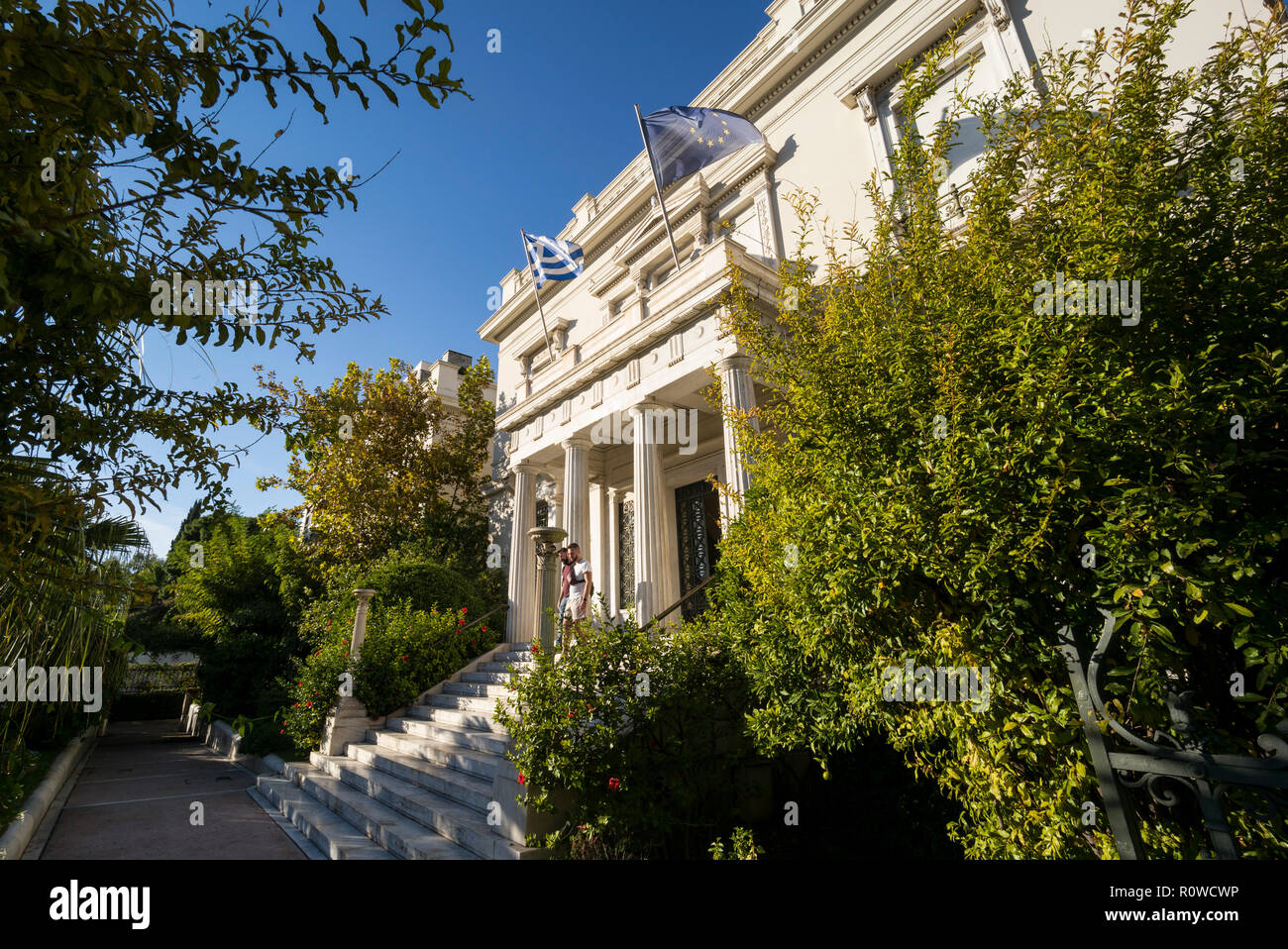 Athènes. La Grèce. Vue extérieure de l'entrée principale du Musée Benaki de la culture grecque, 1 rue Koumbari. Banque D'Images
