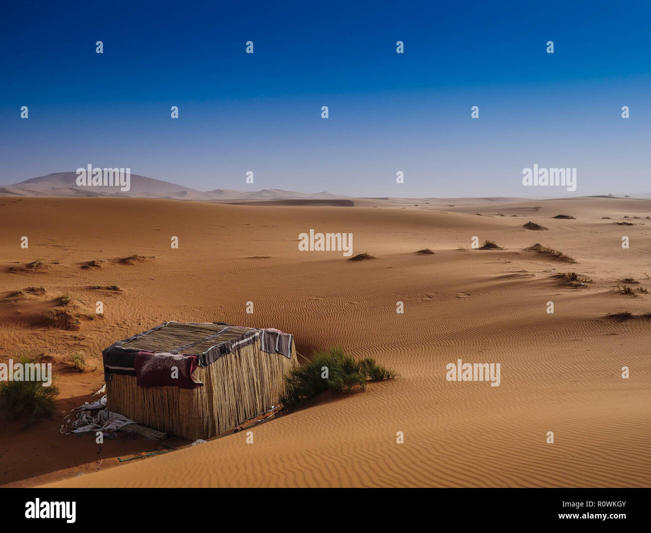 Dunes de merzouga Banque de photographies et d’images à haute ...