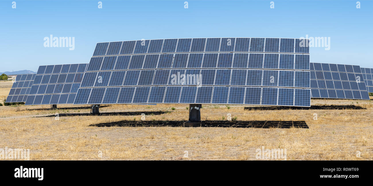 Solarpanel, Photovoltaik-Freiflaechenanlage Banque D'Images