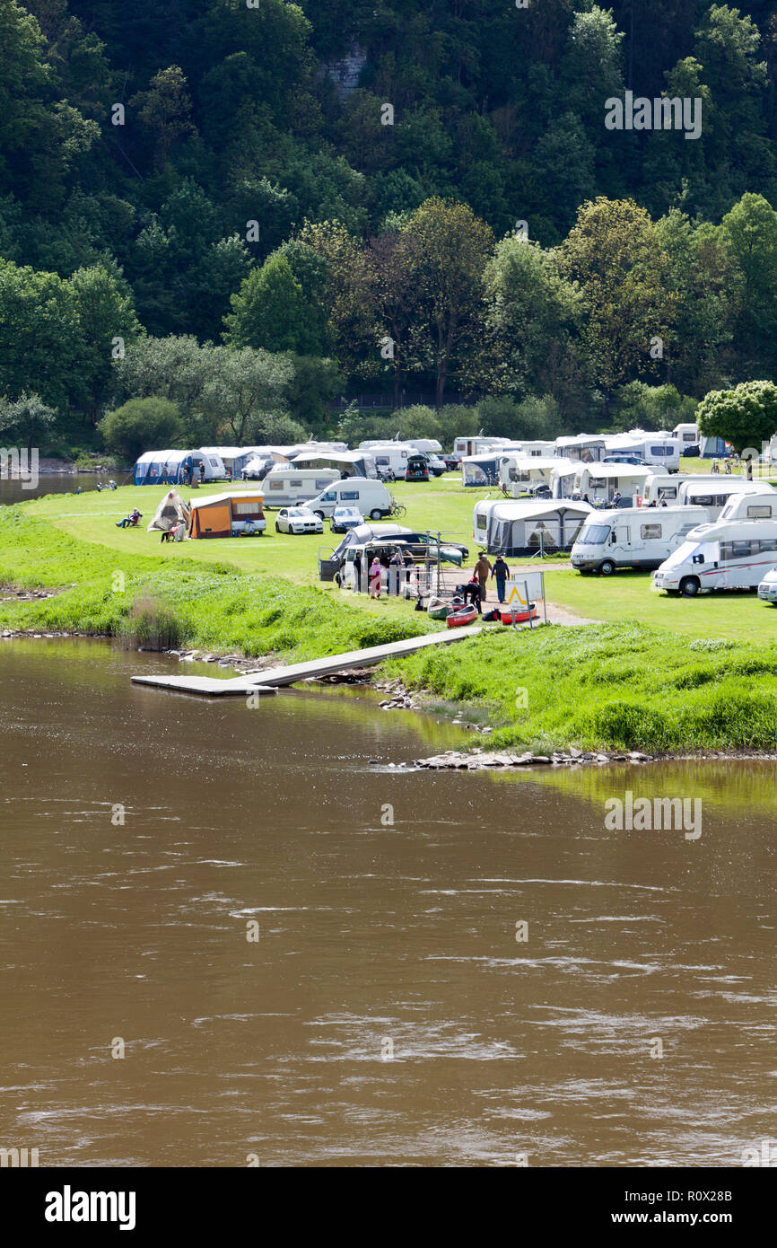 Camping à Bad Karlshafen, Haute Vallée de la Weser, Weser Uplands, Thuringe, Hesse, Germany, Europe Banque D'Images