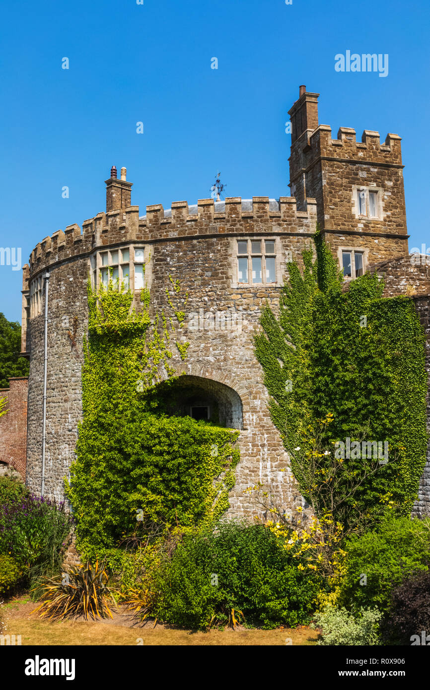 L'Angleterre, le Kent, le château de Walmer Walmer, douves et Jardin Banque D'Images