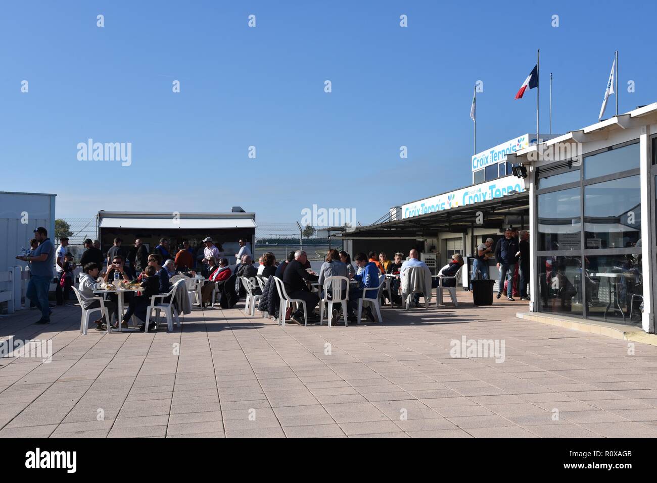 Lieu : la course automobile race circuit à Croix-en-Ternoise dans le nord de la France Banque D'Images