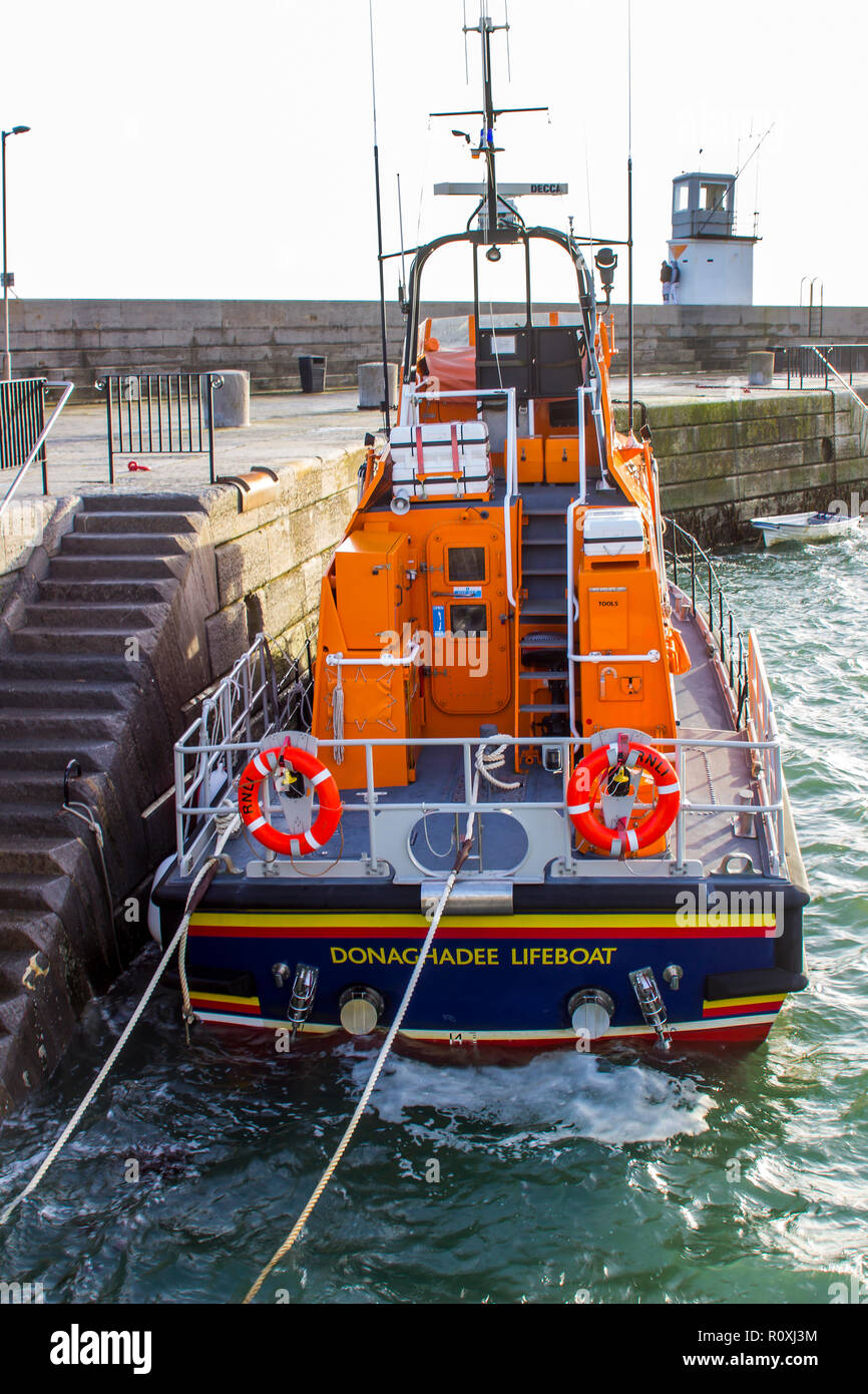 17 Jan 2018 l'embarcation Saxon RBLB amarré au port de Donaghadee Irlande du Nord. Une embarcation de classe Trent construit pour les missions de sauvetage par tous les temps un Banque D'Images