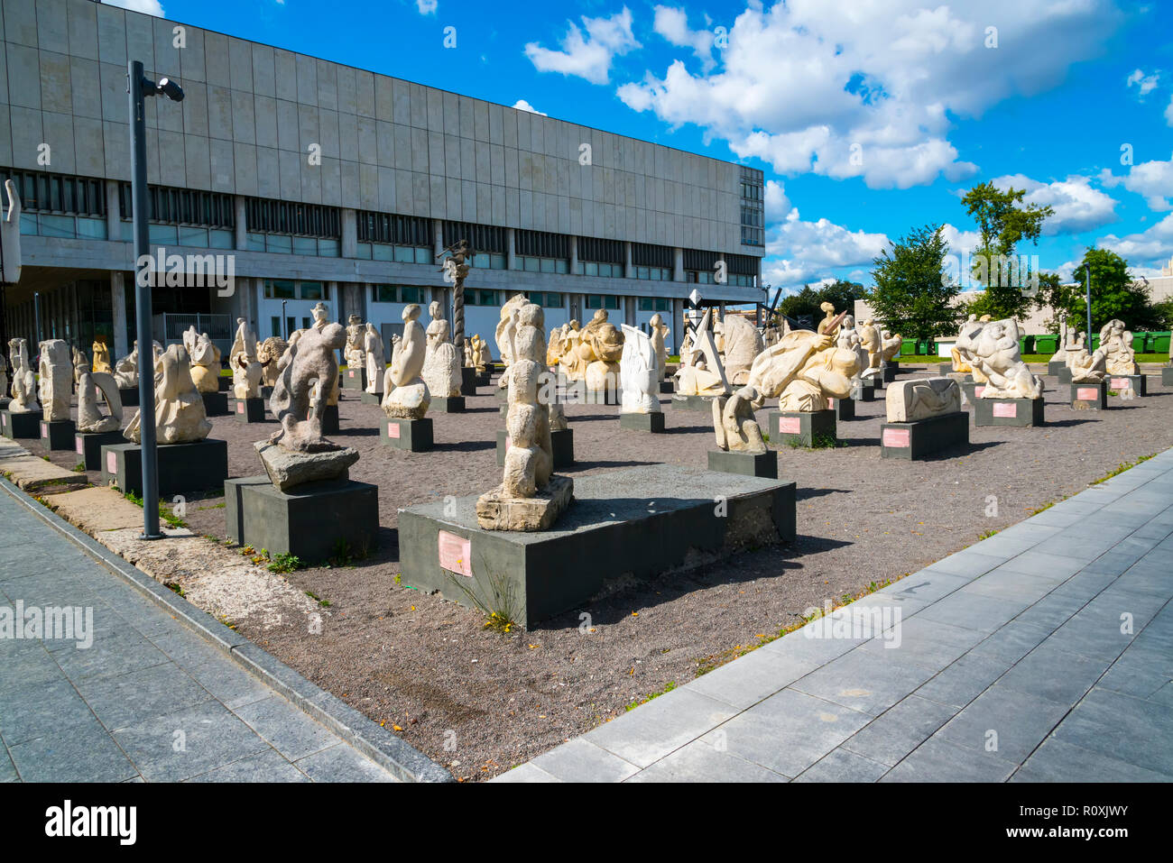 Moscou FÉDÉRATION NATIONALE Moskva-city capitale de la Russie Sculptures et statues de Lénine Staline et d'autres à le parc de sculptures aussi connu sous le nom de gravey Banque D'Images