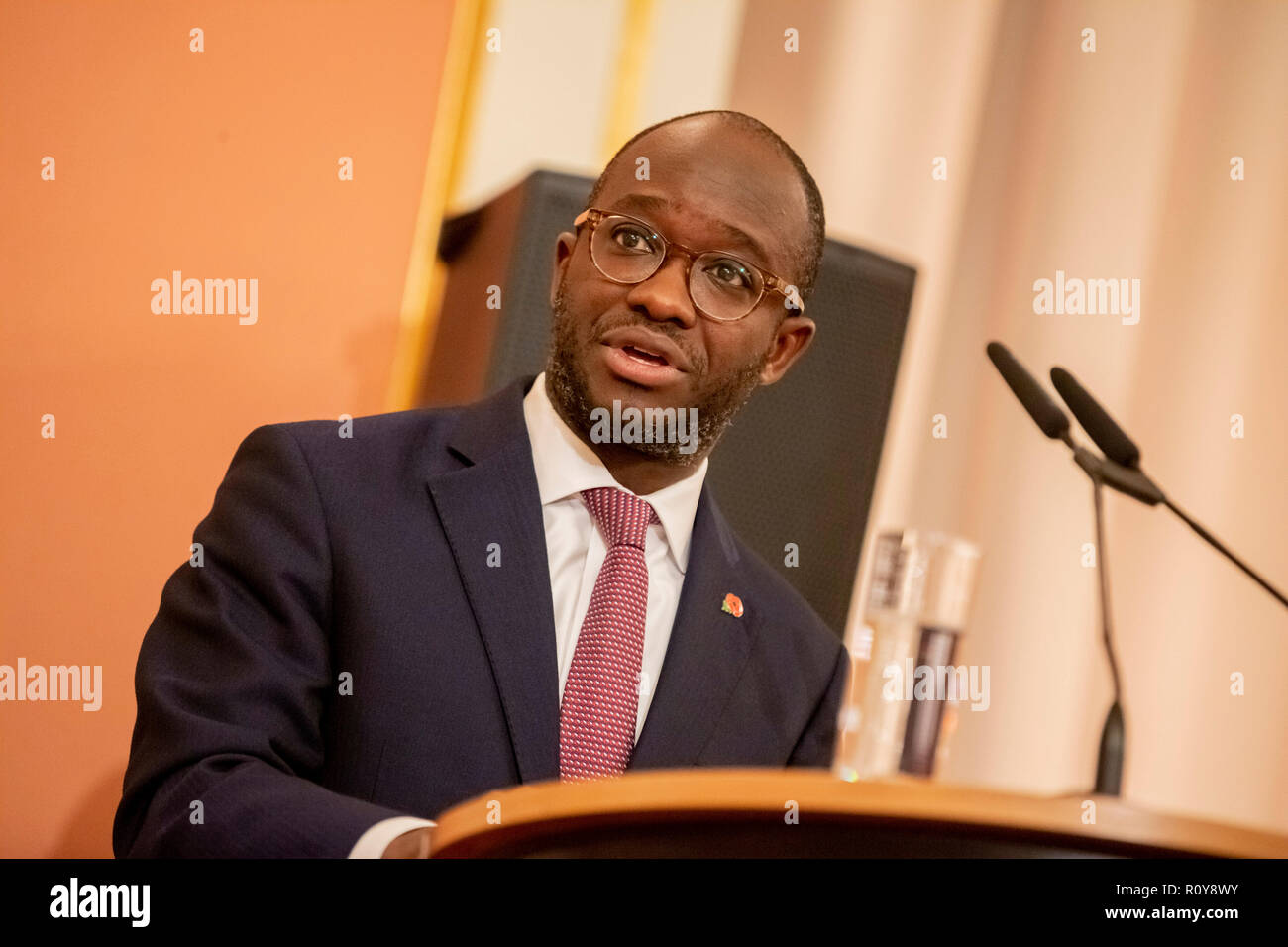 Berlin, Allemagne. 07Th Nov, 2018. Sam Gyimah, Ministre des universités, de la science, de la recherche et de l'Innovation de Grande-Bretagne, prendra la parole à la Berlin Science Award 2018 et le Prix des jeunes chercheurs 2018. Credit : Christoph Soeder/dpa/Alamy Live News Banque D'Images