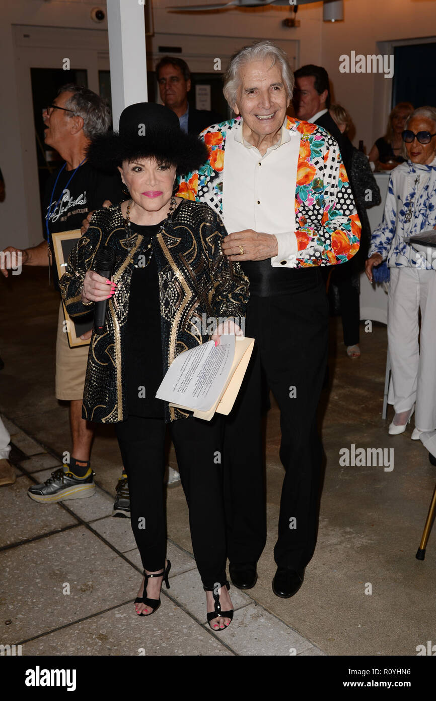 Fort Lauderdale en Floride, USA. 07Th Nov, 2018. Connie Francis et Woody Woodbury assister au Festival International du Film de Fort Lauderdale sur l'évaluation préalable de l'endroit où les garçons ont lieu au Westin Fort Lauderdale Beach Resort le 7 novembre 2018 à Fort Lauderdale, en Floride. Credit : Mpi04/media/Alamy Punch Live News Banque D'Images