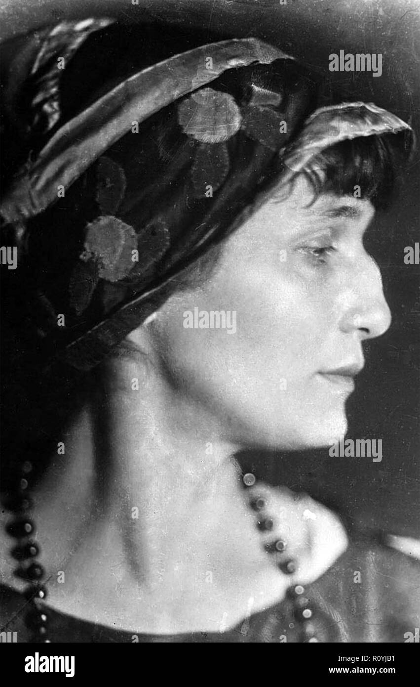 ANNA Akhmatova (1889-1966) poète russe vers 1925. Banque D'Images