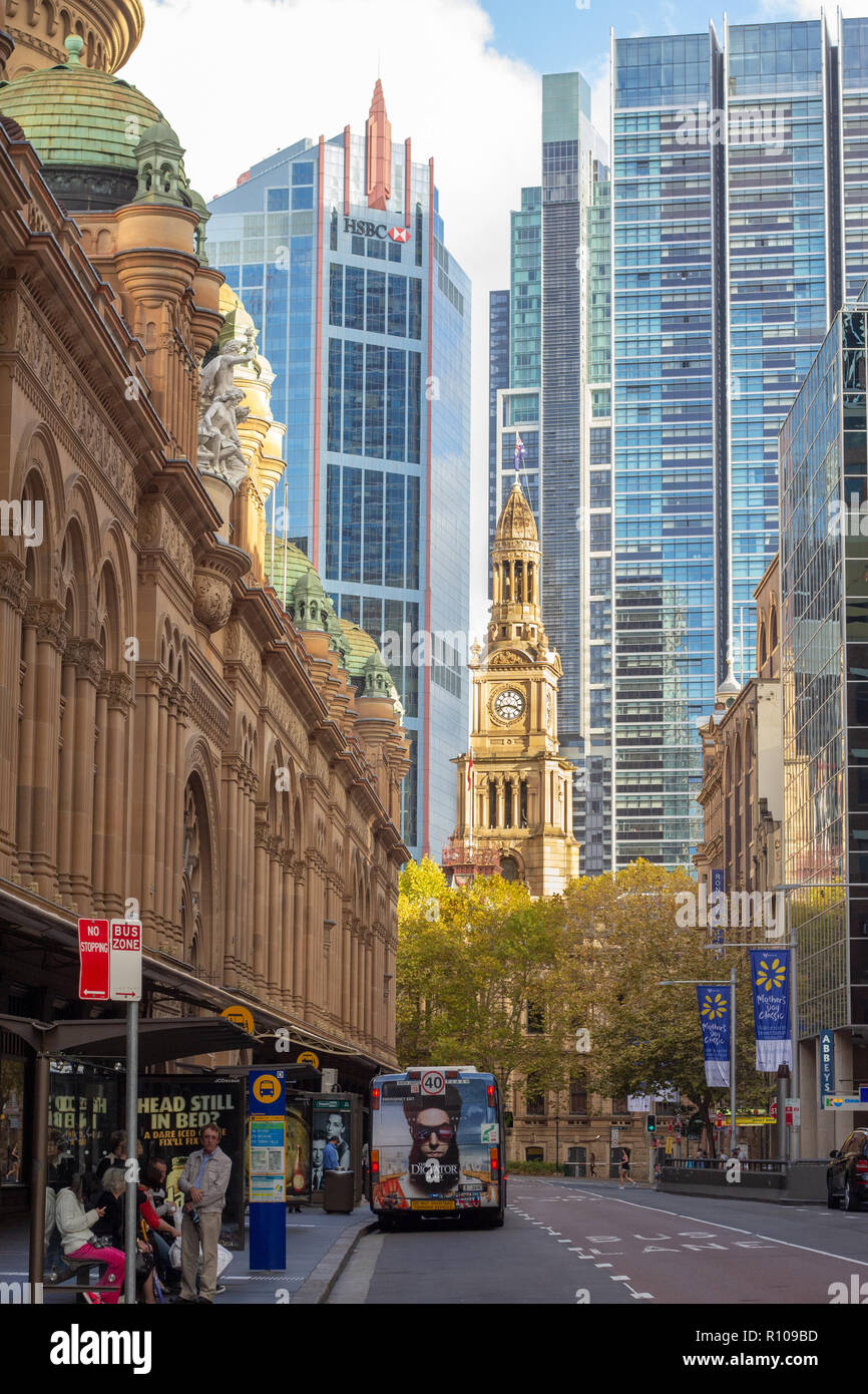 Queen Street Street View Sydney Central Street View Le Long De La Rue George Au Sydney Town Hall,  Queen Victoria Building Historique Avec À Gauche, Sydney, Nsw, Australie  Photo Stock - Alamy