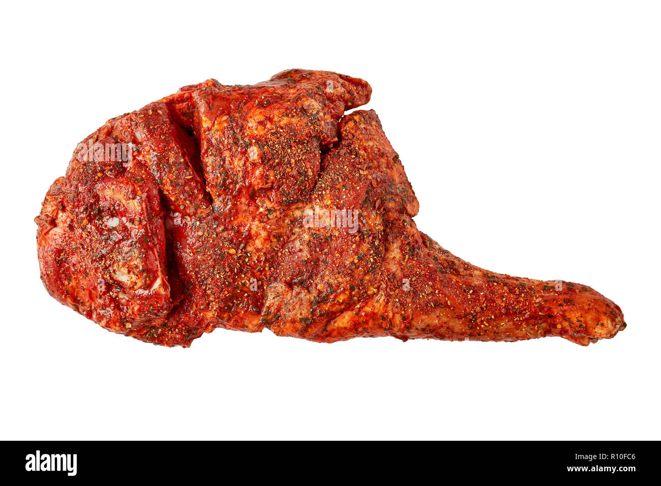 Cru mariné ensemble Epaule d'agneau isolé sur fond blanc, vue de dessus, télévision lay, close-up Banque D'Images
