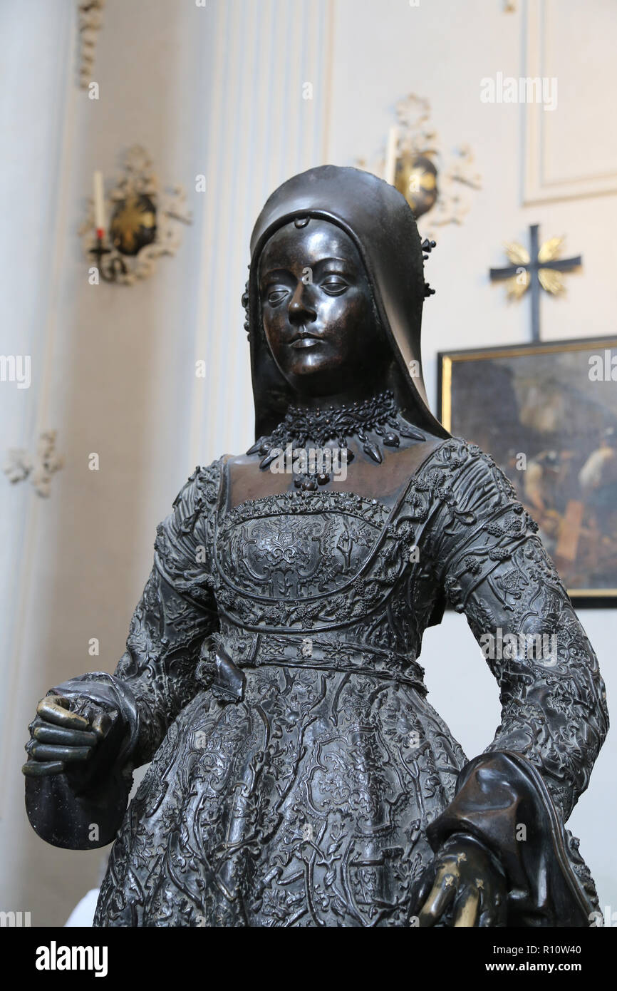 Mary, duchesse de Bourgogne (1457-1482). Statue, 1513/16 Sesselschreiber par Gilg. Tombe de Maximilien I. Innsbruck. L'Autriche. Banque D'Images