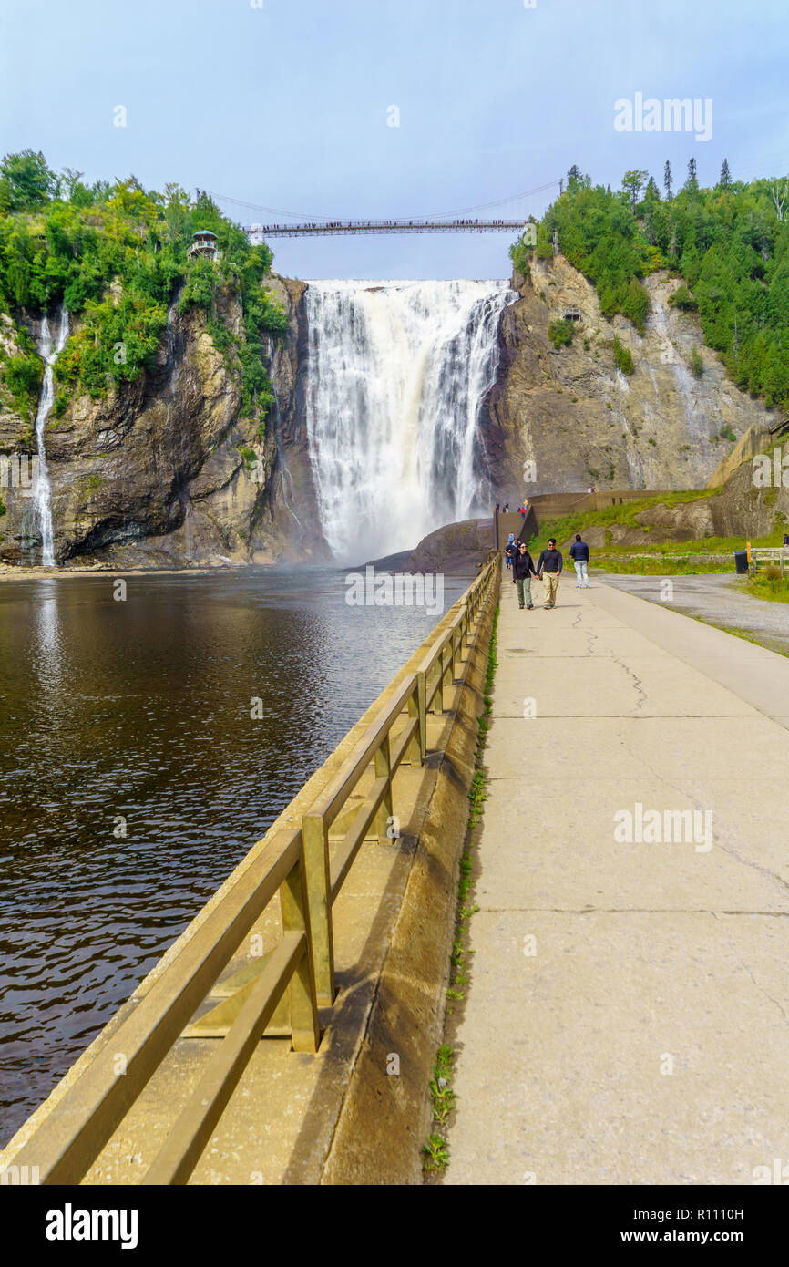Beauport, Canada - le 10 septembre 2018 : vue sur la Chute Montmorency, avec les visiteurs, au Québec, Canada Banque D'Images