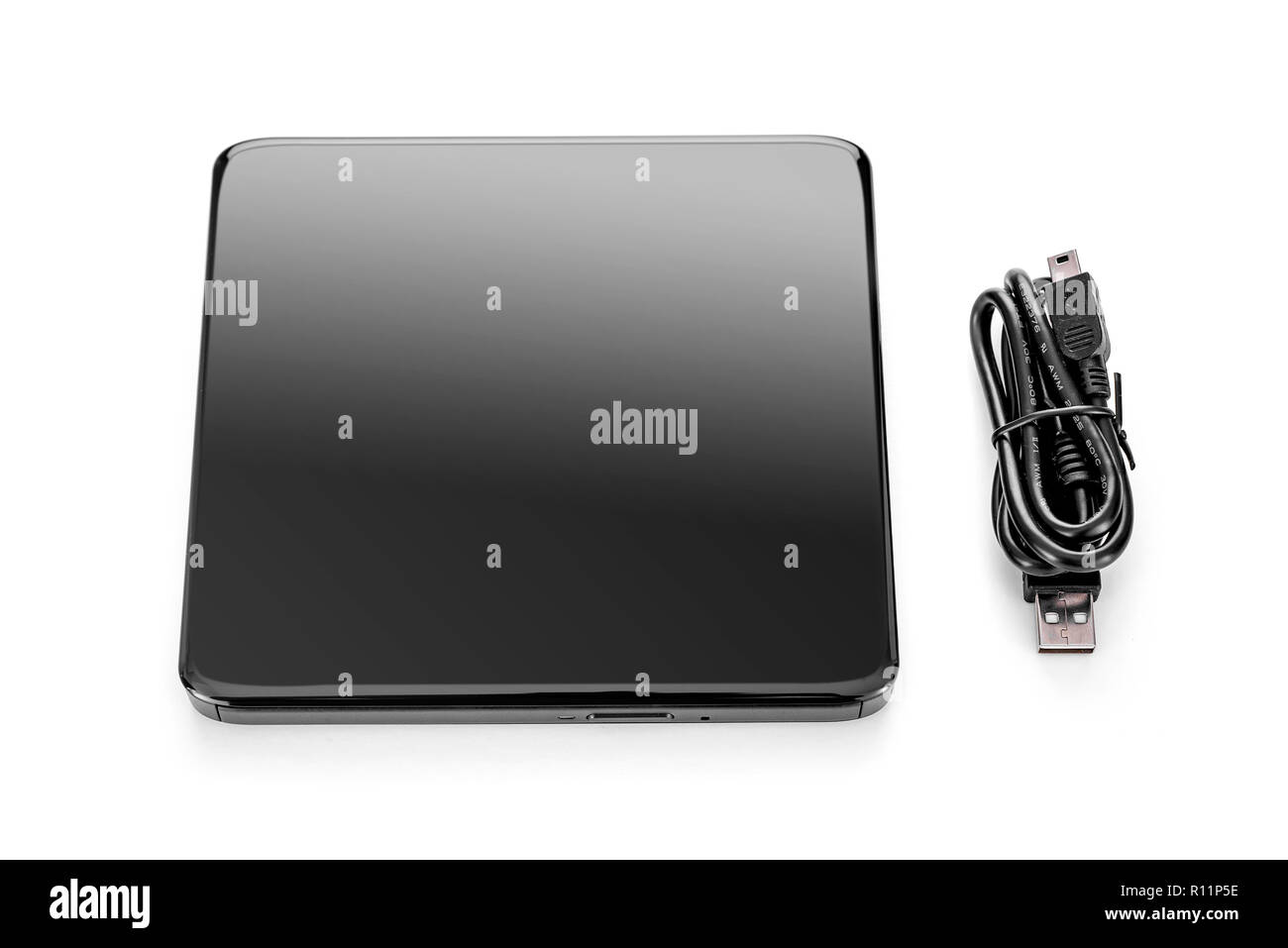 Lecteur externe de cd-rom moderne USB3.0 isolé sur un fond blanc. Banque D'Images