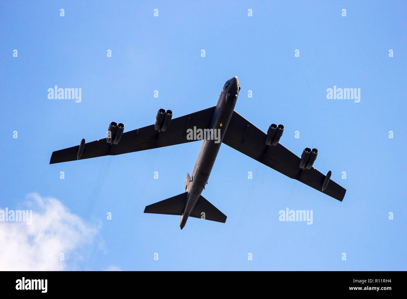 KLEINE-BROGEL, BELGIQUE - Sep 16, 2012 : United States Air Force B-52 Stratofortress longe Portée des bombardiers stratégiques en vol au dessus de Kleine Brogel Banque D'Images