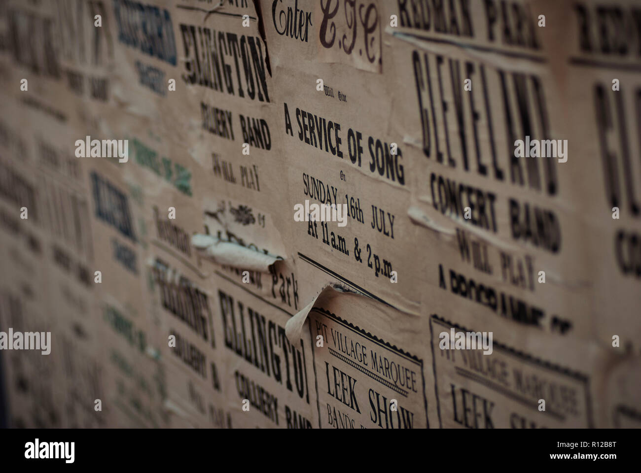 Affiches Village Pit Banque D'Images