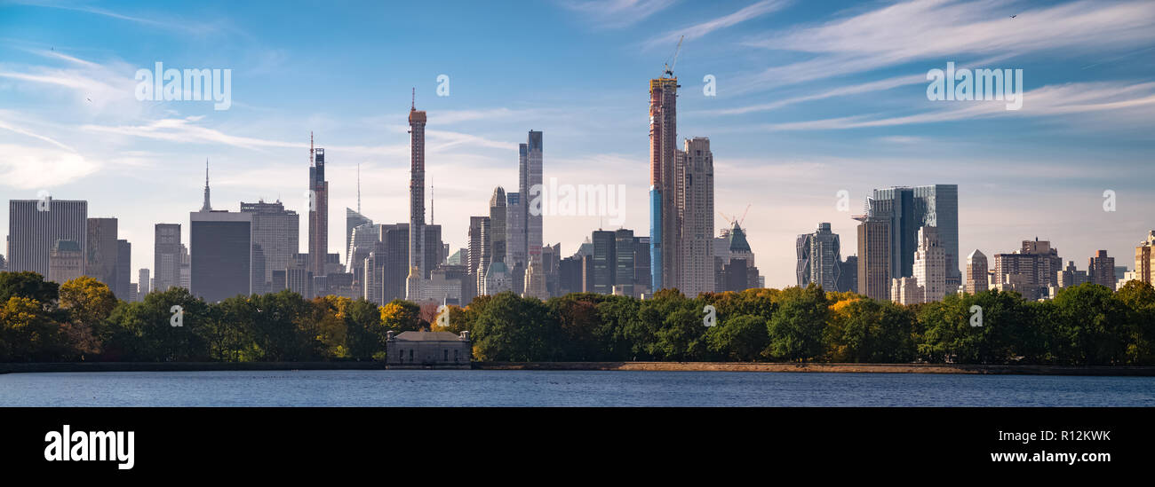 High Res skyline vu sur Central Park Banque D'Images