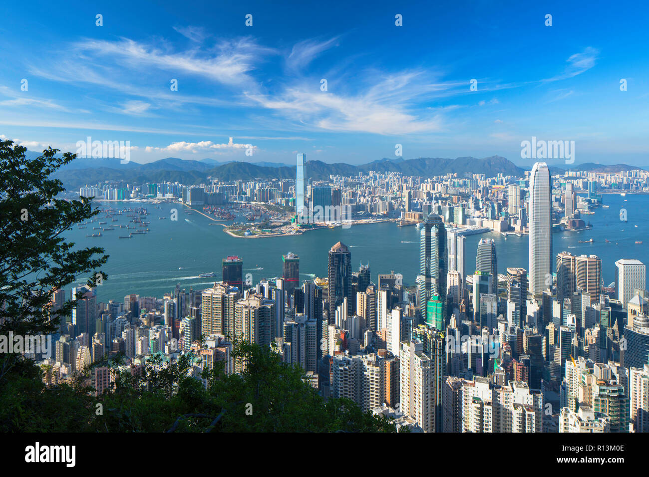 Skyline de l'île de Hong Kong et de Kowloon de Victoria Peak, l'île de Hong Kong, Hong Kong Banque D'Images