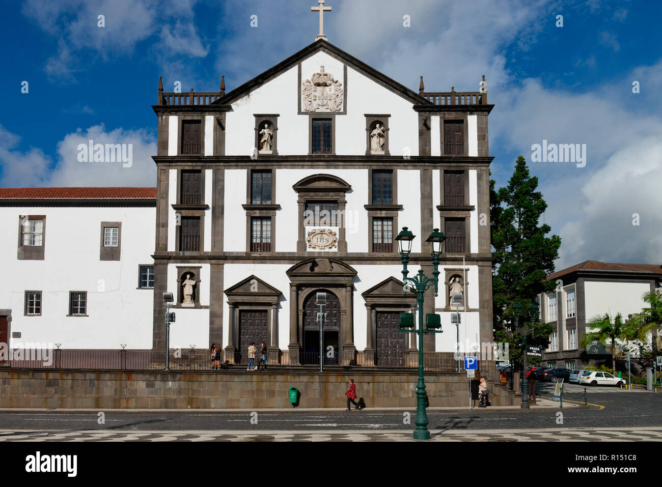 Kirche Igreja do Colegio, Praca Do Municipio, Funchal, Madeira, Portugal Banque D'Images