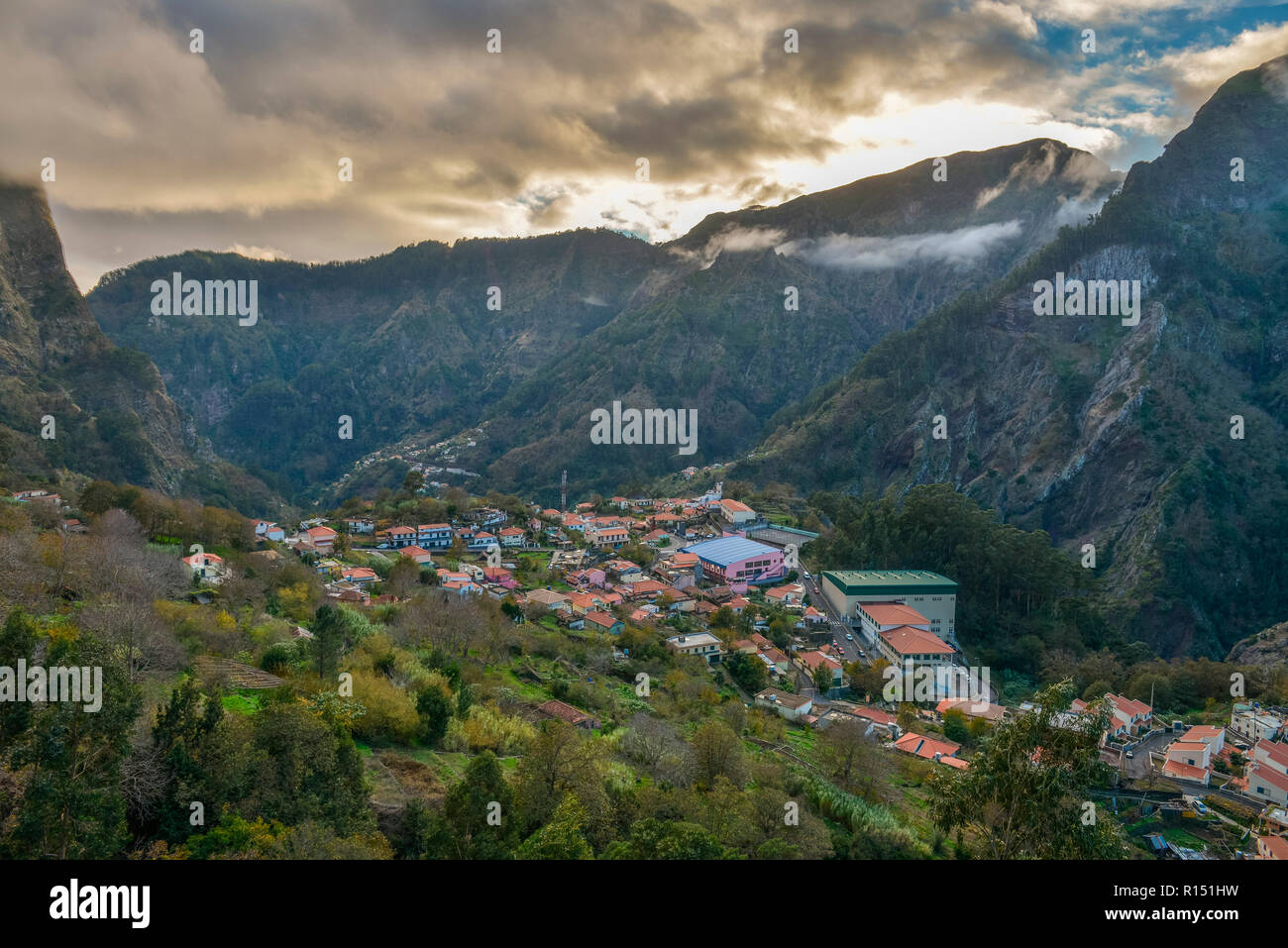Bergdorf Curral das Freiras, Zentralgebirge, Madeira, Portugal Banque D'Images