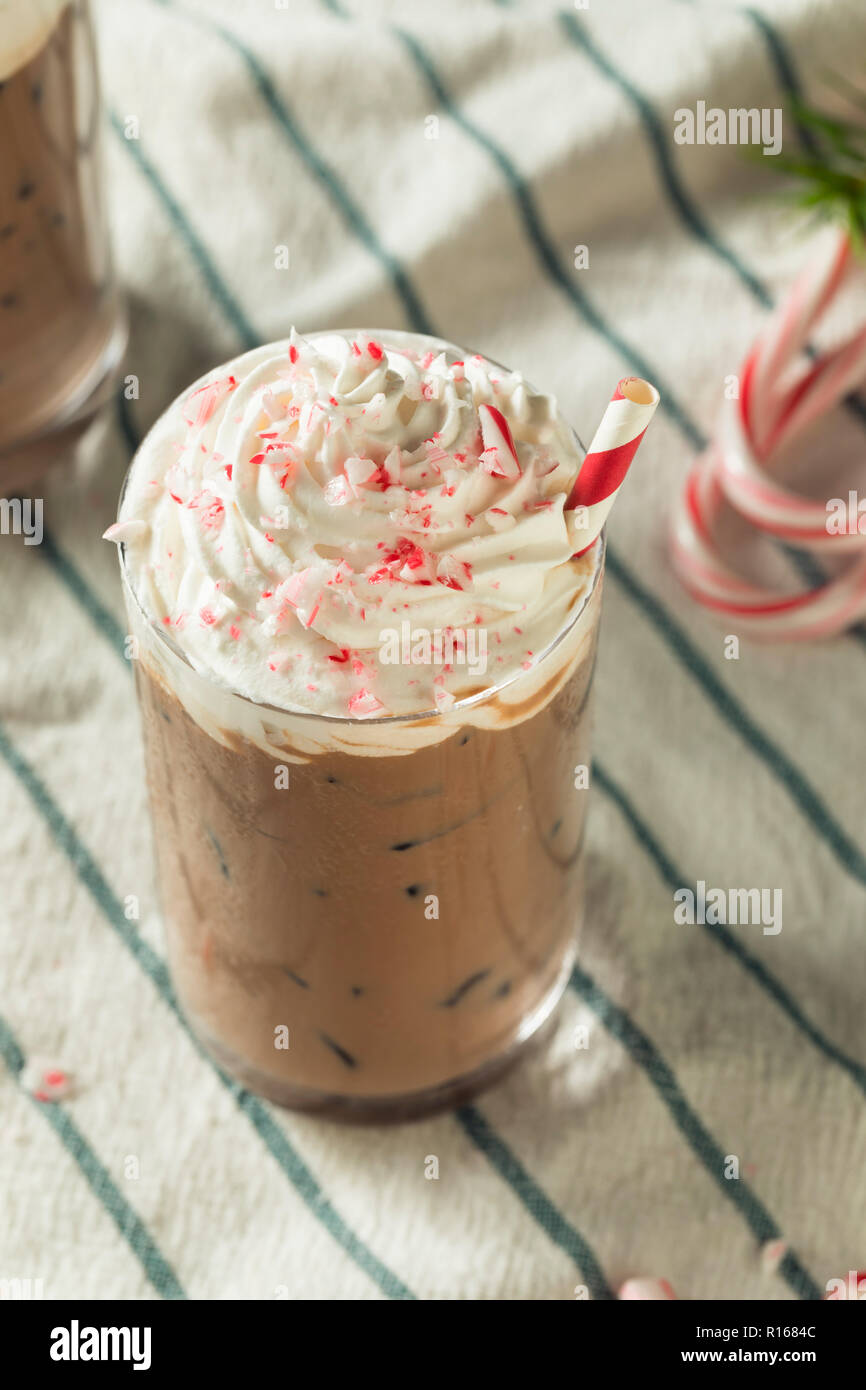 Menthe douce Moka Café glacé avec de la crème fouettée Banque D'Images