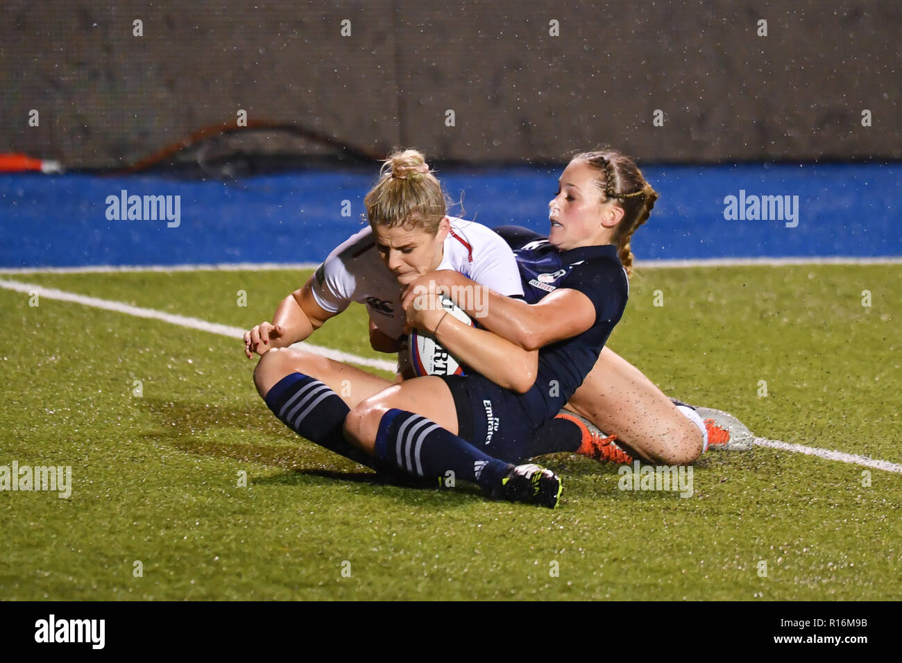Londres, Royaume-Uni. 09Th Nov, 2018. L'Angleterre Carys Williams est abordé au cours de 183 fonctionnaires internationaux - Angleterre vs USA Femmes Femmes à Allianz Park, vendredi, 09 novembre 2018. Londres en Angleterre. (Usage éditorial uniquement, licence requise pour un usage commercial. Aucune utilisation de pari, de jeux ou d'un seul club/ligue/dvd publications.) Banque D'Images