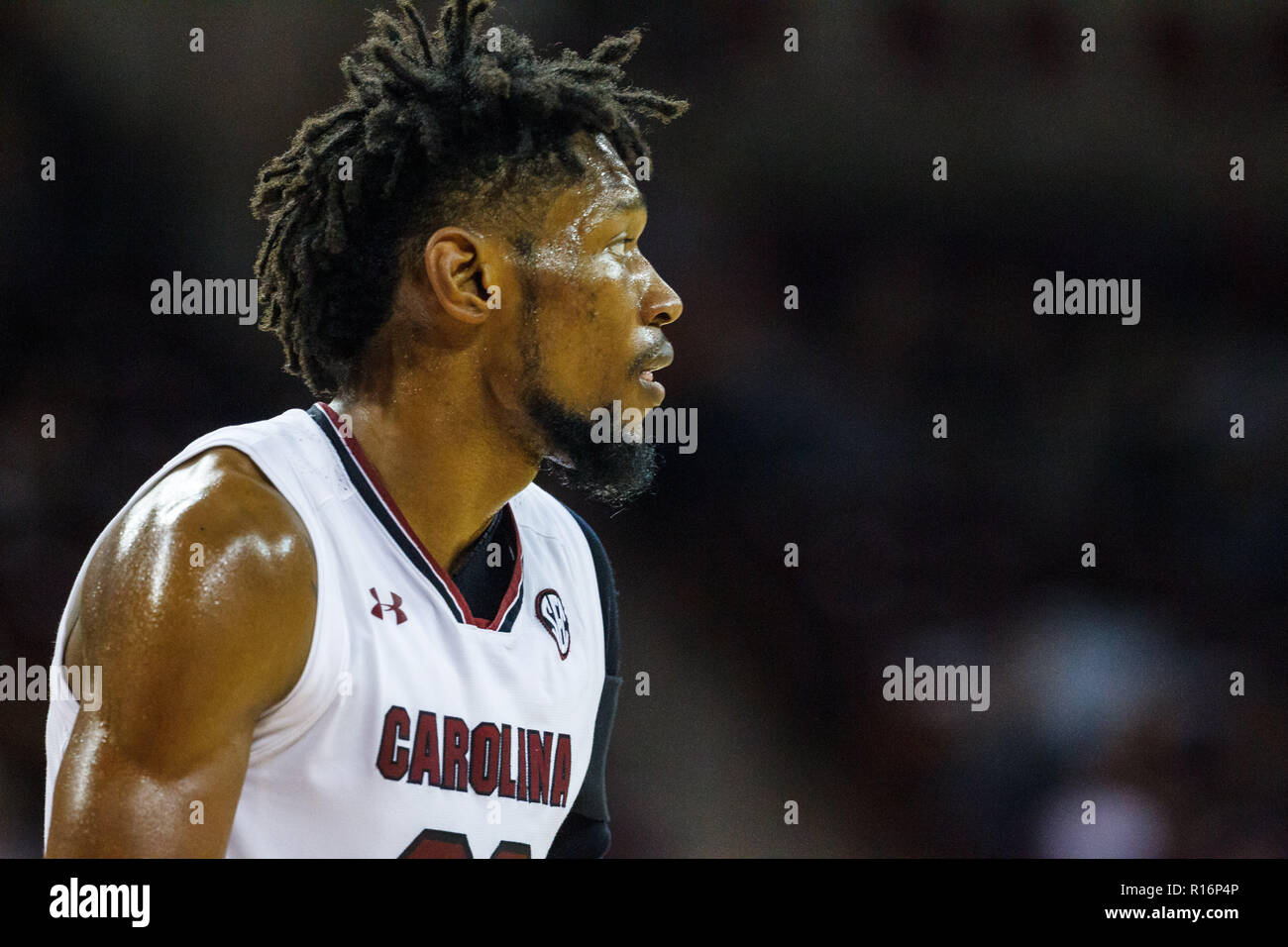 Columbia, SC, États-Unis d'Amérique. Nov 9, 2018. South Carolina Gamecocks de l'avant Chris Silva (30) au cours de la partie de basket-ball de NCAA de Colonial Life Arena de Columbia, SC. (Scott Kinser/Cal Sport Media) Credit : csm/Alamy Live News Banque D'Images