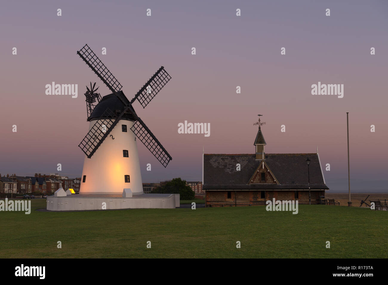 Lytham Windmill Banque D'Images