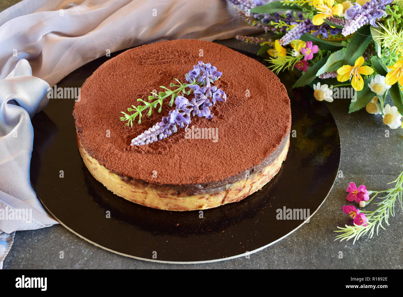 Gateau Sans Cuisson Biscuit Base Avec Cocolate Ganash Photo Stock Alamy
