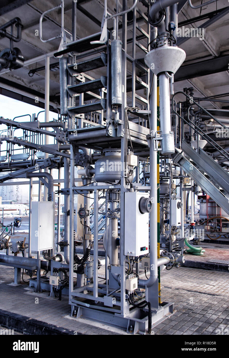 Jauge de pression psi mètre de tuyau et soupapes du circuit d'huile Banque D'Images