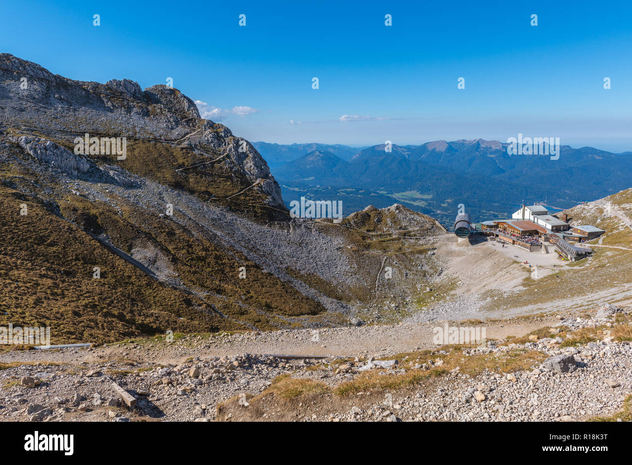 Panoramaweg Passamani Passamani ou sentier de randonnée, Karwendelbahn Karwendelgebirge, ou des montagnes du Karwendel, les Alpes, Bavière, Allemagne Banque D'Images