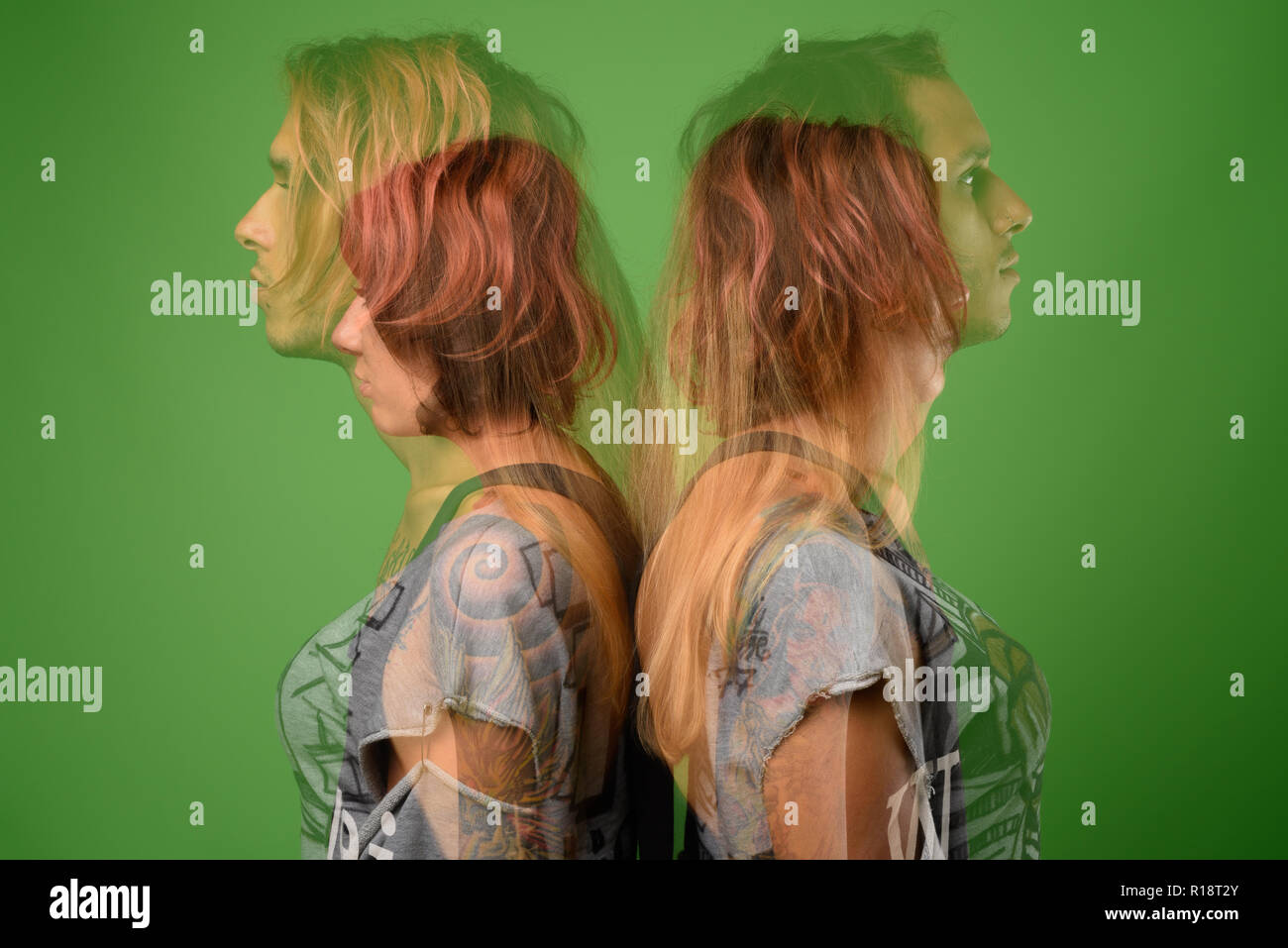 Portrait de jeune homme rebelle et femme ensemble contre g Banque D'Images