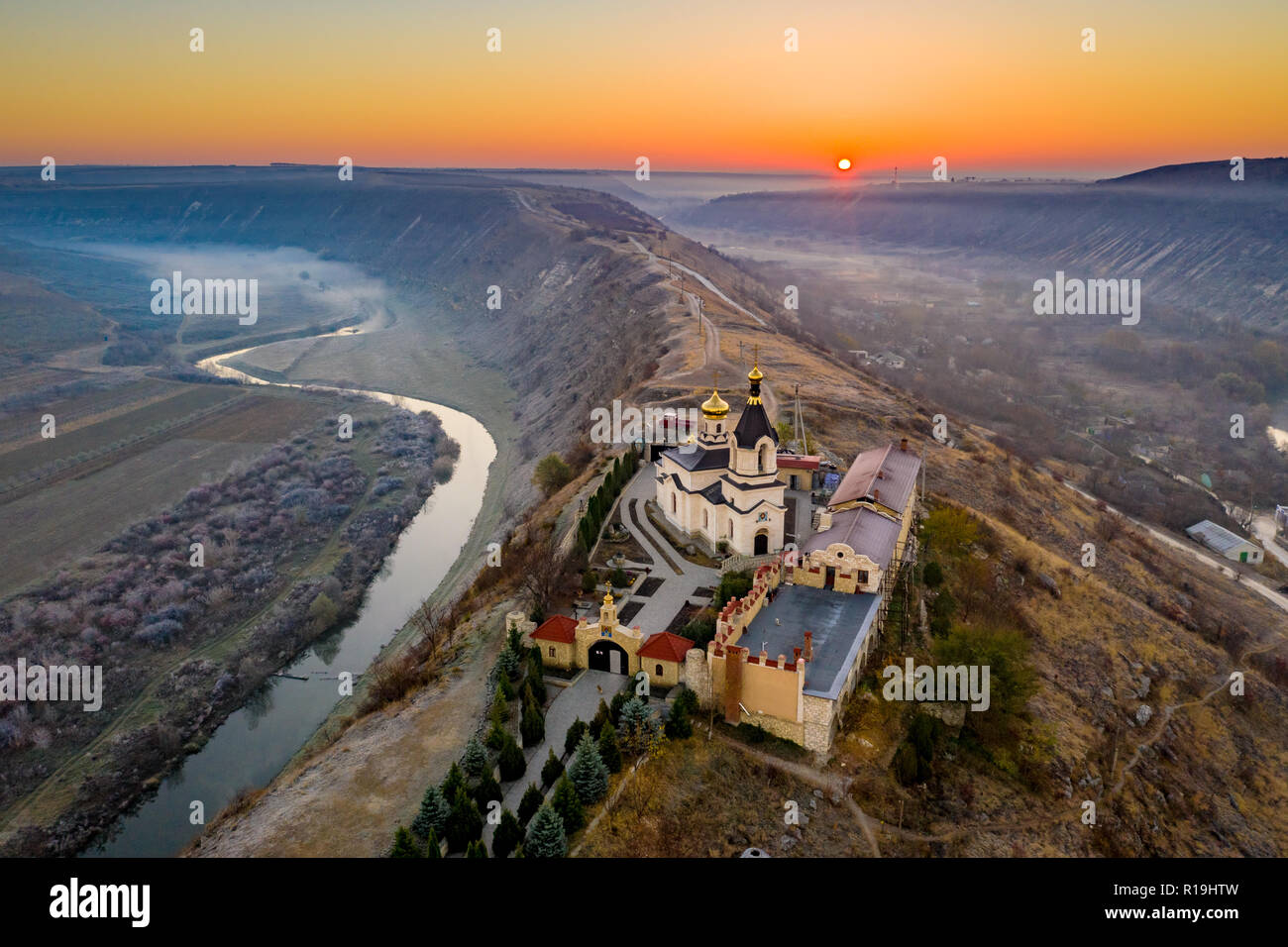 Ancien monastère Orhei Orhei et au lever du soleil Vue aérienne Banque D'Images