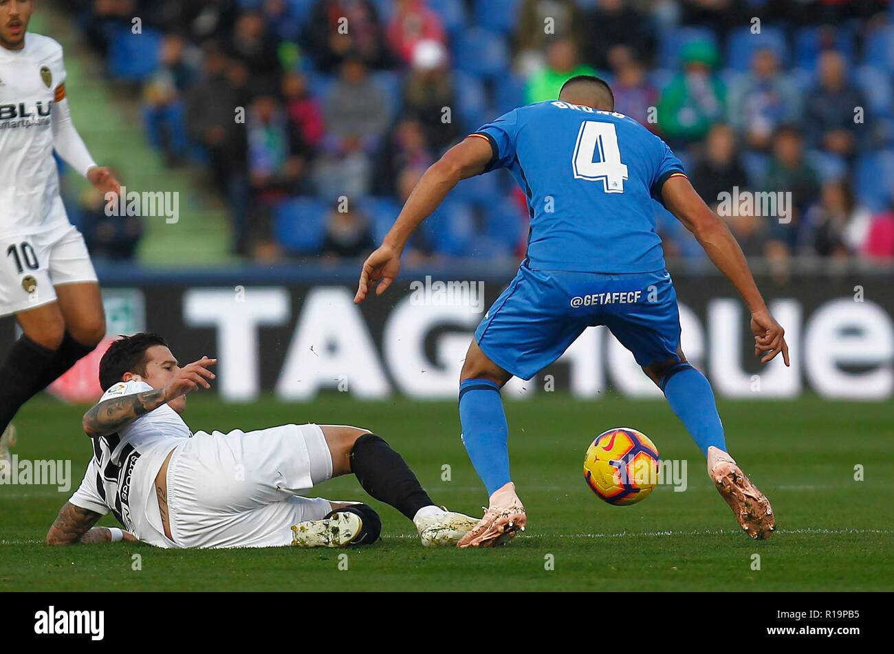 Madrid, Espagne. 10 Nov, 2018. Match de foot entre Getafe et Valence du 2018/2019 Ligue Espagnole, qui a eu lieu au Santiago Bernabeu, à Madrid. (Photo : Jose L. Cuesta/261/Cordon presse). Appuyez sur Cordon Cordon Crédit : Presse/Alamy Live News Banque D'Images