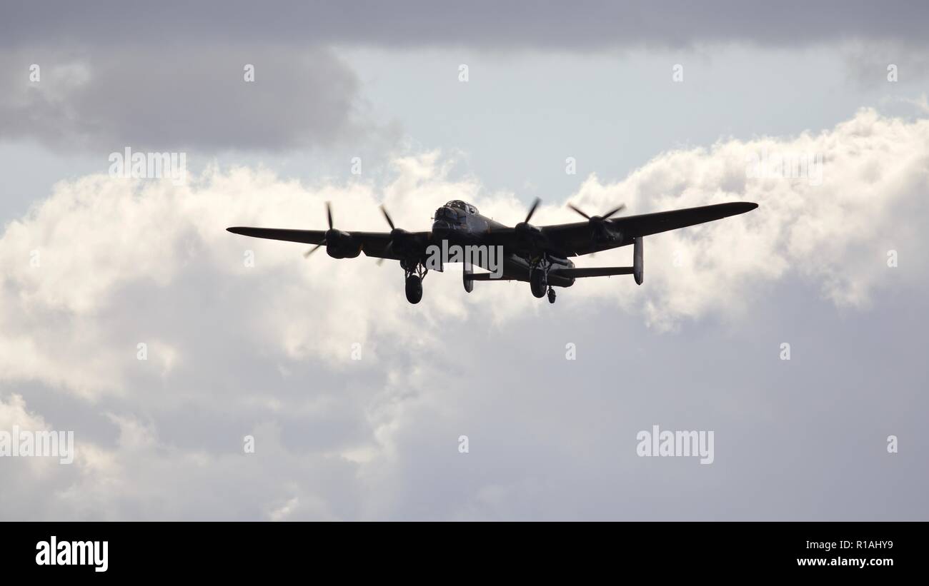 Avro Lancaster BBMF (PA474) volant à l'Imperial War Museum Battle of Britain bourget sur le 23 septembre 2018 Banque D'Images