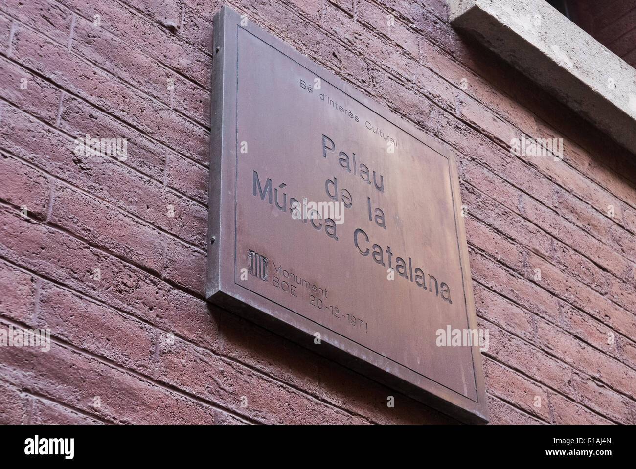 Une plaque sur le mur extérieur de la Palau de la Musica à Barcelone, Espagne Banque D'Images
